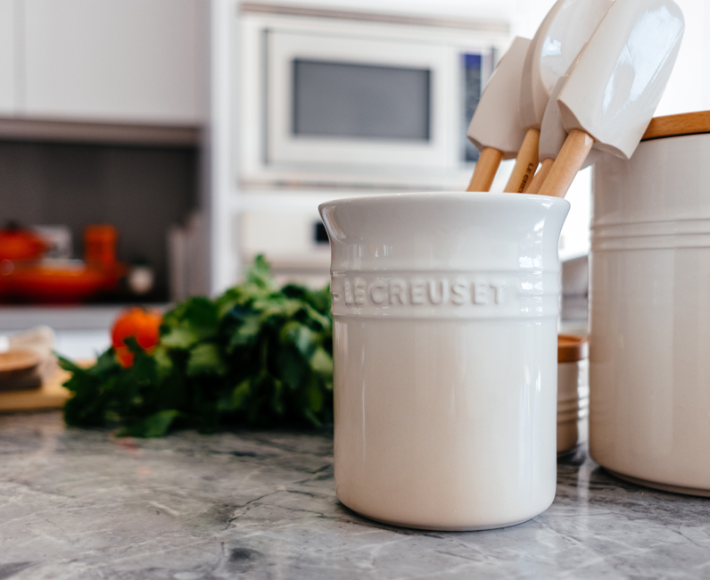 Image of cooking pot